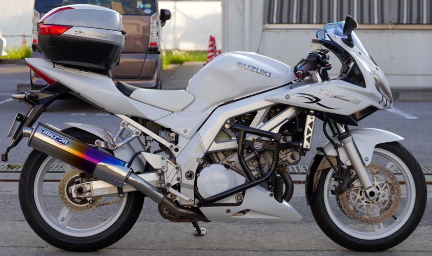 SUZUKI SV1000Sの改造(塗装)とメンテ