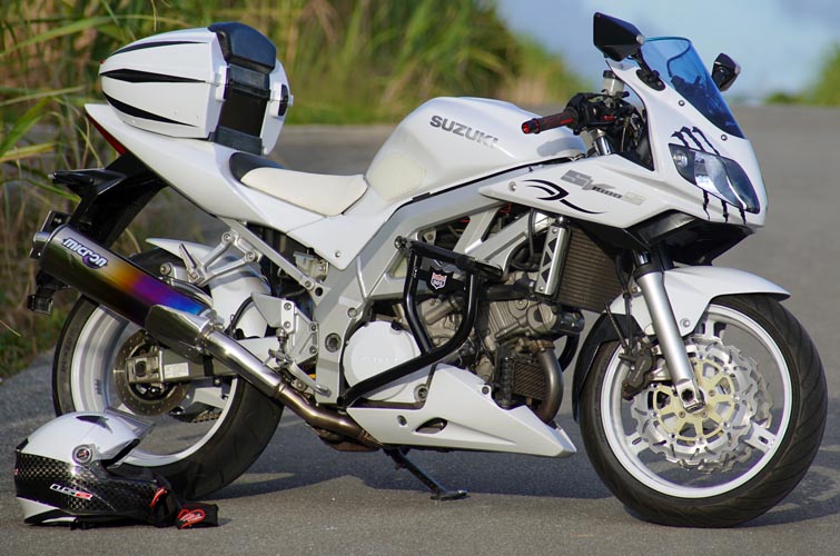 SV1000 シリンダーヘッドカバー 在庫有 即納 スズキ 純正 新品 バイク 部品 SV1000S 在庫有り 即納可 車検 Genuine:21937961